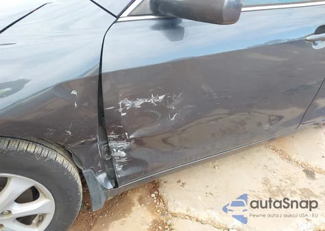 2011 Toyota Camry Le z USA, uszkodzony, nr VIN 4T1BF3EK5BU123271